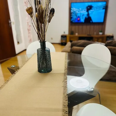 Apartment Almeida's House By Ferias Em Figueira