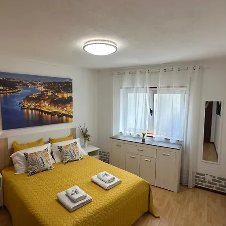 Almeida's House By Ferias Em Figueira * פיגואיירה דה פוז