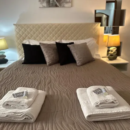 Almeida's House By Ferias Em Figueira Apartment *