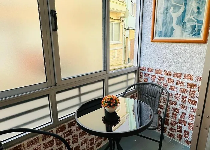 Almeida's House By Ferias Em Figueira フィゲイラ・ダ・フォズ